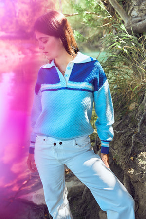 VIVID SWEATER BLUE